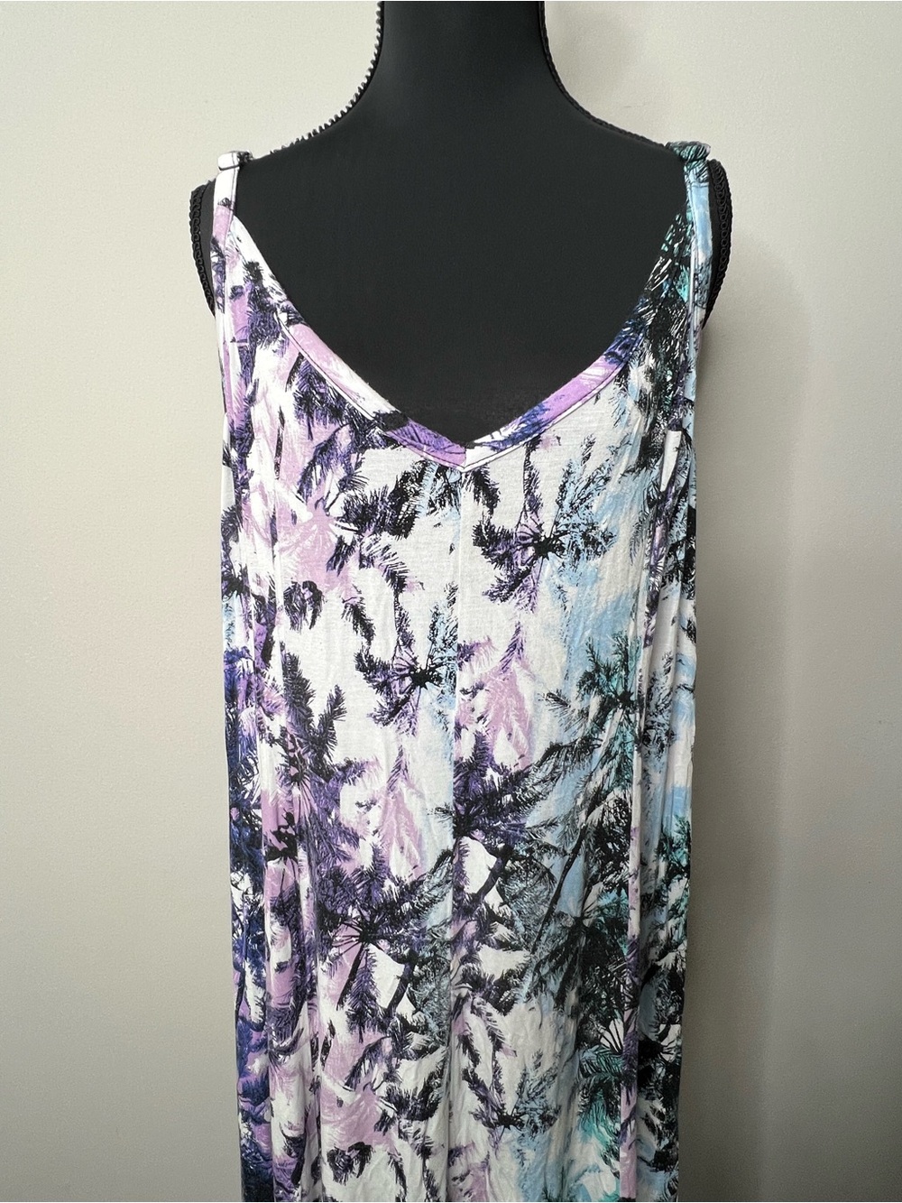 Torrid Women’s Pastel Floral Maxi Dress Adjustable Straps V-Neck 2x (18-20) - Picture 2 of 10